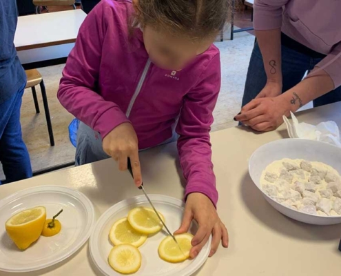 Fish & Chips, l'attività organizzata dalla scuola primaria di Casciago, Varese